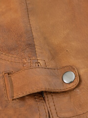 MADDOX Vest 'Georgio' in Brown