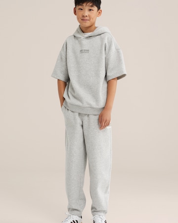 WE Fashion Суичър в сиво