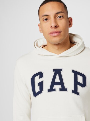 GAP Regular Fit Sweatshirt i hvit