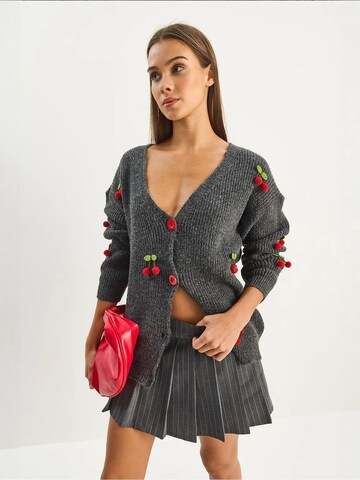 Bianco Lucci Strickjacke in Grau