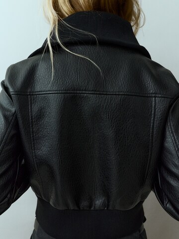 Veste mi-saison Pull&Bear en noir