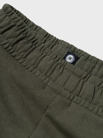 NAME IT Tapered Trousers 'Ollie' in Green