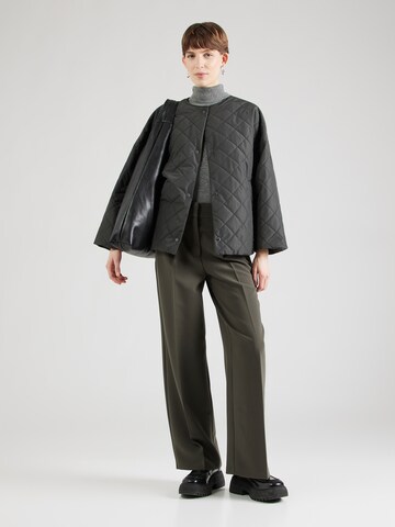 Wide leg Pantaloni con pieghe di JDY in verde