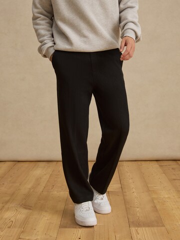 regular Pantaloni 'Chris' di DAN FOX APPAREL in nero: frontale