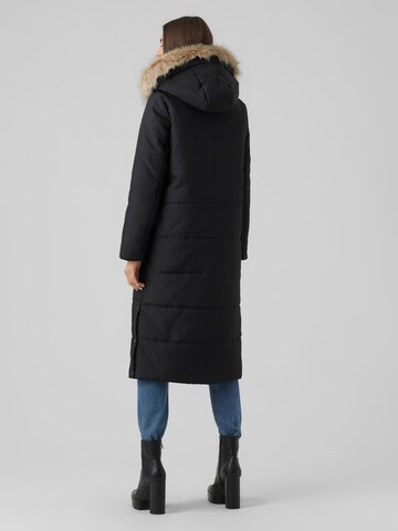 VERO MODA Wintermantel 'Addison' in Zwart