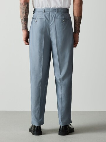 Next Loosefit Bundfaltenhose in Blau