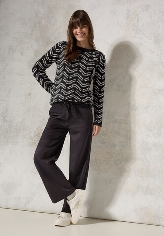 CECIL Sweater in Black