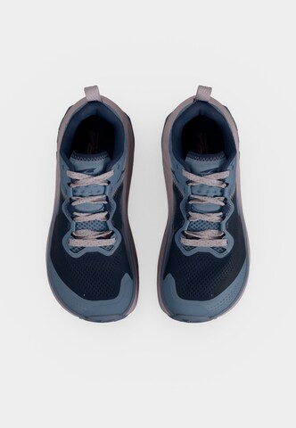 Chaussure de course 'OLYMPUS 7' Altra en bleu