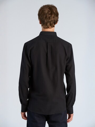 Regular fit Camicia di Lindbergh in nero