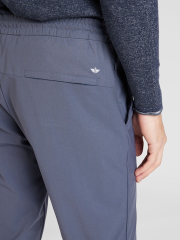 Coupe slim Pantalon fonctionnel 'GO' Dockers en bleu