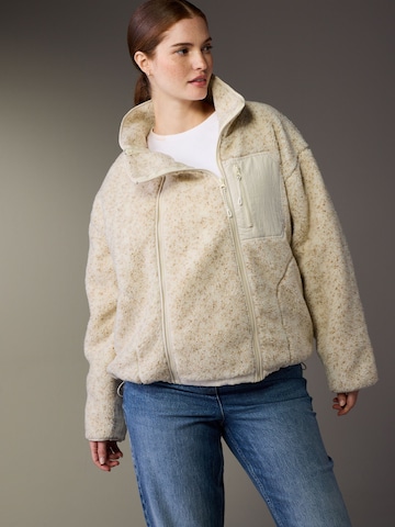 Next Jacke in Beige: Vorderseite