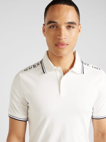 GUESS Majica 'Lyle' | bela barva