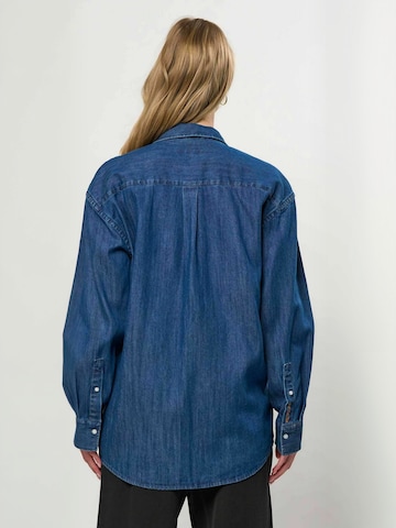 T-shirt ' UWLiljan ' U.S. POLO ASSN. en bleu : derrière