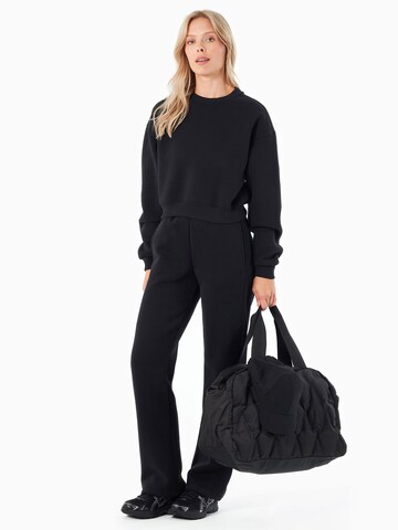 Organication Sweatshirt in Schwarz