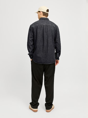 Fit confort Chemise 'JJICREEK' JACK & JONES en noir