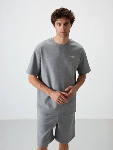 Tommy Life Sports suit in Grey