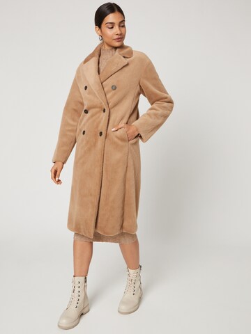 Guido Maria Kretschmer Women Between-Seasons Coat 'Lorain' in Beige: front