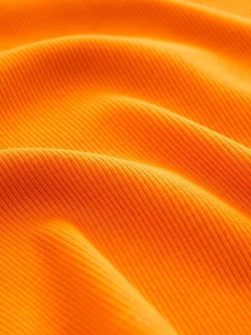 Next Shirt in Orange