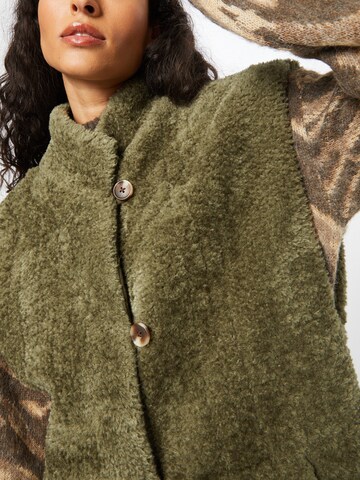 Gilet di Another Label in verde