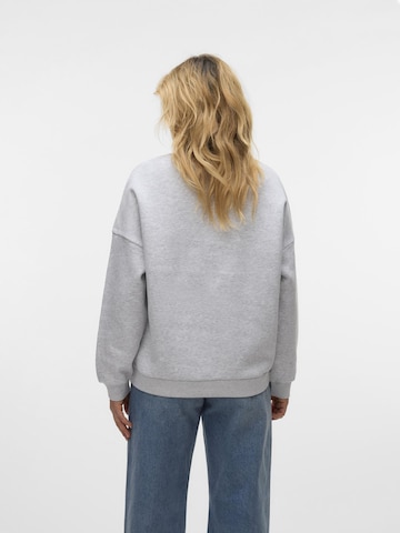 VERO MODA Sweatshirt 'VMKarol' in Grau