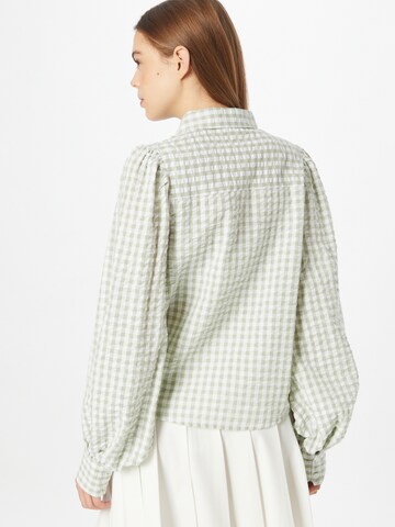 Monki Blouse in Green