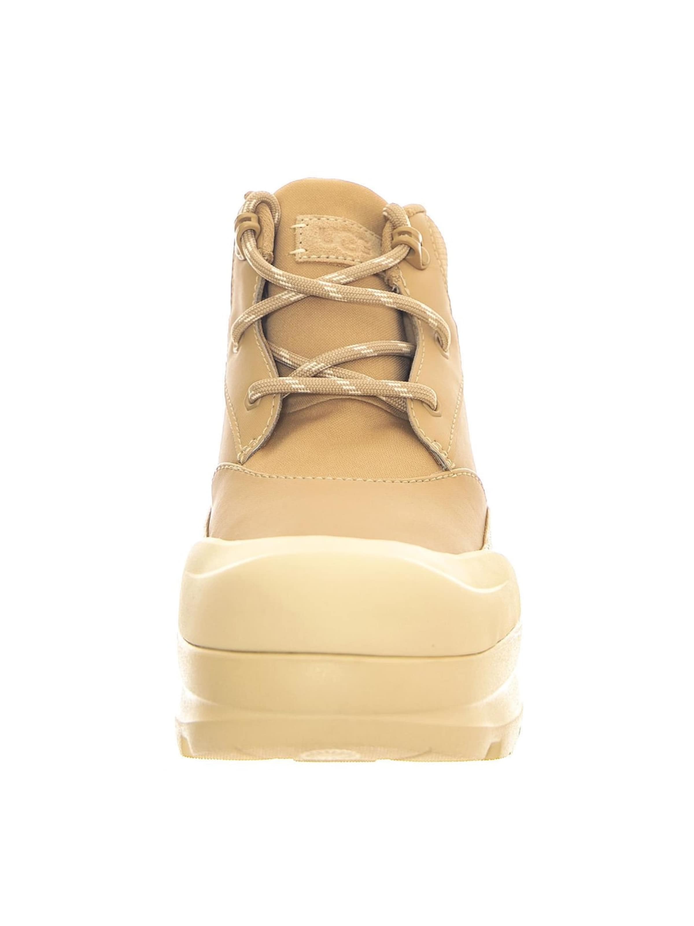 Stivale 'W Neumal x Sand' di UGG in beige