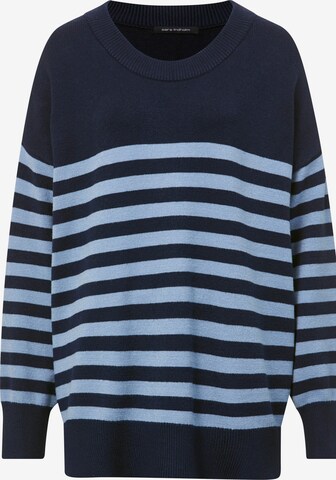 Sara Lindholm Sweater in Blue: front