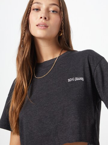 BDG Urban Outfitters Tričko – černá