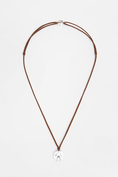 Pull&Bear Chaîne en rouille / argent, Vue avec produit