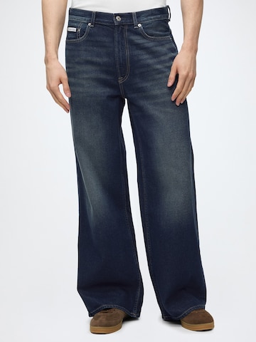 Calvin Klein Jeans - Loosefit Vaquero en azul: frente