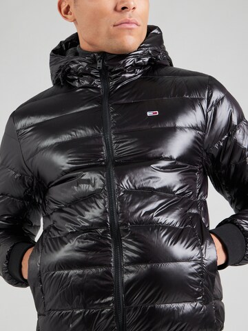 Tommy Jeans Übergangsjacke in Schwarz