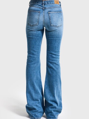 IT'S BASIC Flared Jeans 'FLARE MID RISE JEANS' in Blue