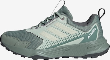 Chaussure basse 'Tracefinder Trail' ADIDAS TERREX en vert : devant