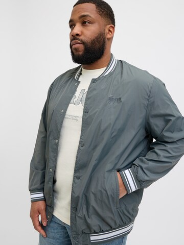 Giacca di mezza stagione 'JORAlmeria' di Jack & Jones Plus in grigio