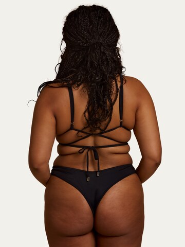 Billie Swim Bikinitop 'Sardegna' in Zwart