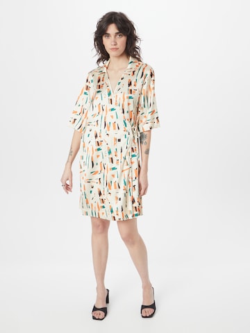 Robe Monki en beige : devant