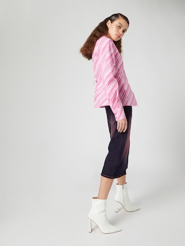 Bella x ABOUT YOU Blouse 'Fenja' in Pink