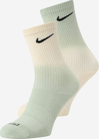 Nike Sportswear Athletic Socks in Green: front