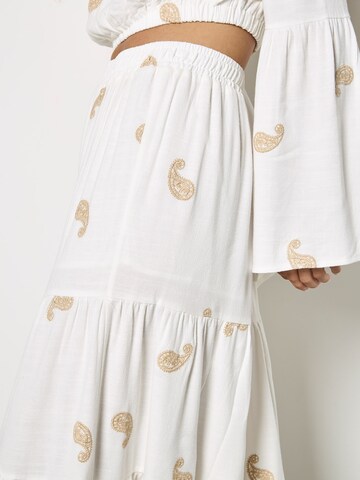 Gonna di Apricot in beige
