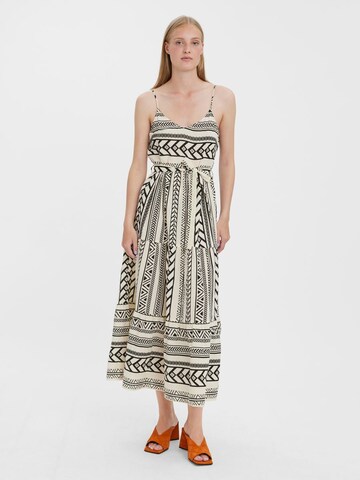 Robe VERO MODA en gris : devant