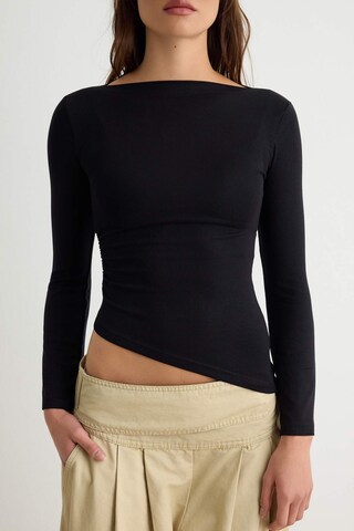 Trendyol - Camiseta en negro