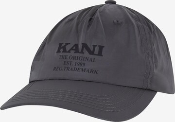 Cappello da baseball di Karl Kani in grigio: frontale