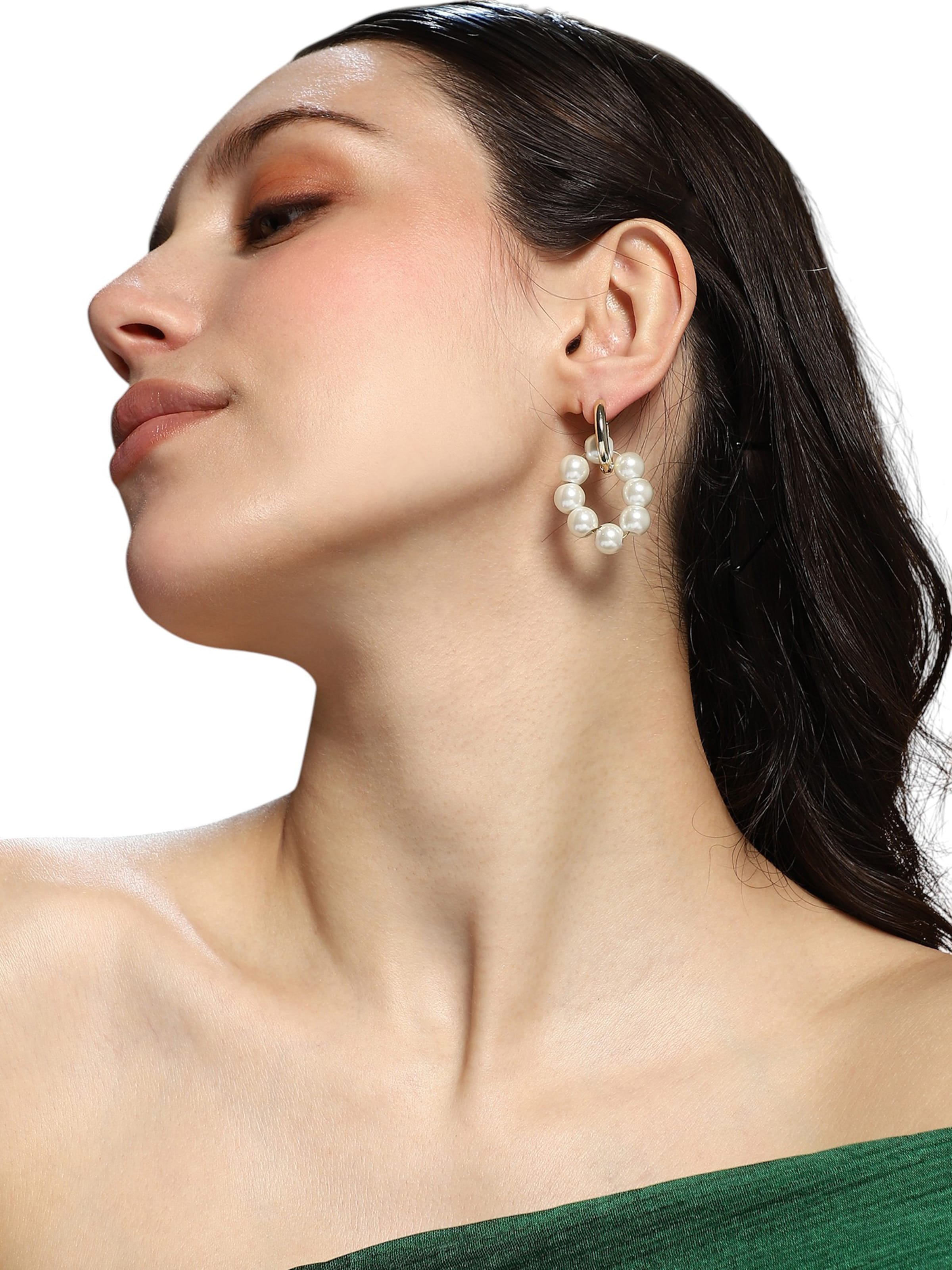 SOHI Earrings 'Mishka' in Gold