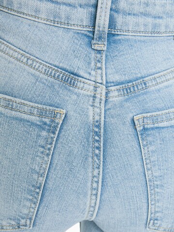 Bershka Flared Jeans in Blue