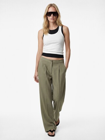 Koton Wide leg Pleat-front trousers in Green: front