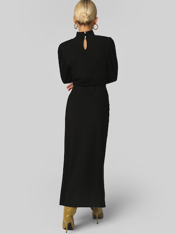 Madnezz House Kleid in Schwarz