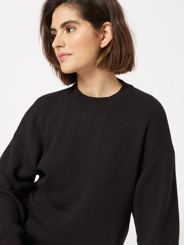 QS Sweatshirt in Schwarz