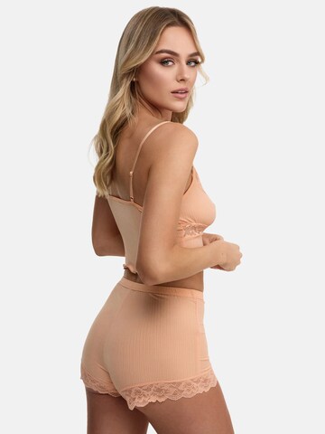 Tazzio Shorty 'F921' in Orange