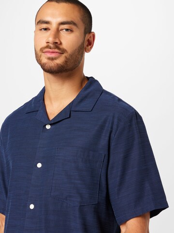 WEEKDAY Regular fit Button Up Shirt in Blue