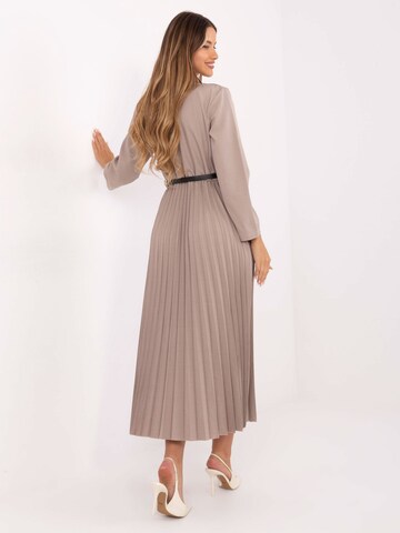 Madnezz House Kleid '21599.80' in Beige